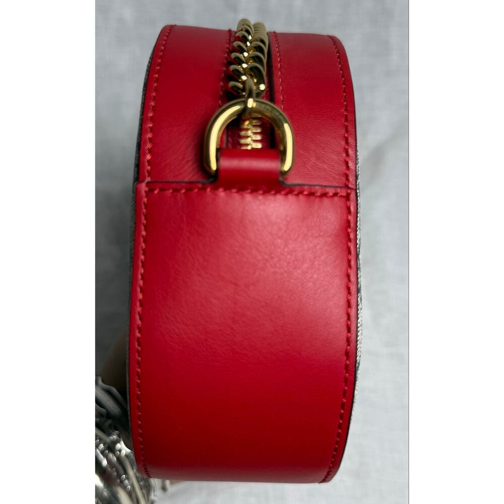 Gucci GG Supreme Mini Chain Crossbody Camera Bag - Hibiscus Red, Beige & Navy - Picture 9 of 15